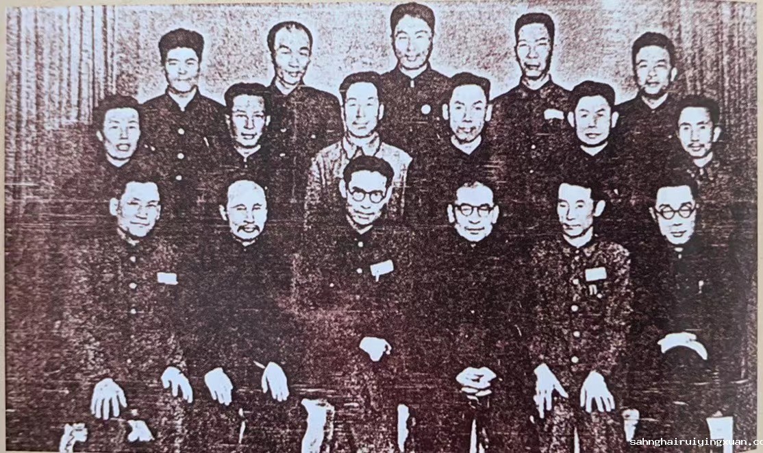 1949年9月21日至30日，中国人民政治协商会议东北解放区代表。第三排右二为周保中。.jpg