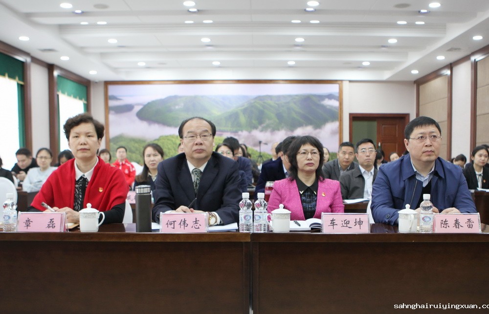 003换此片.jpg 003换此片.jpg